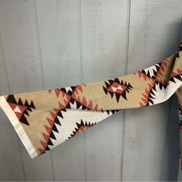 Tasha Polizzi Sweater Tunic Size XL Pullover V Neck Beads Fringe Western Boho - Picture 4 of 11